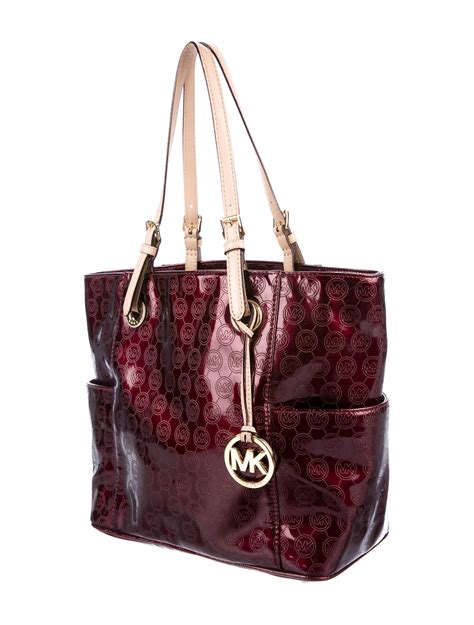 Michael Michael Kors Dark Pink Patent Leather Tote bag, AI